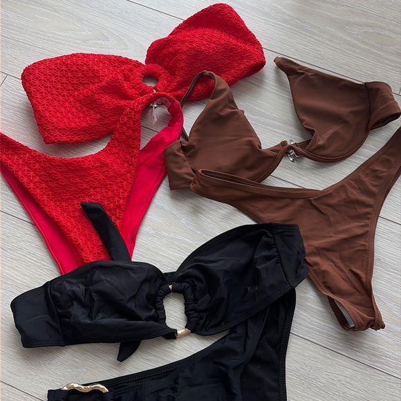 Bikini bundle! - Picture 1 of 2